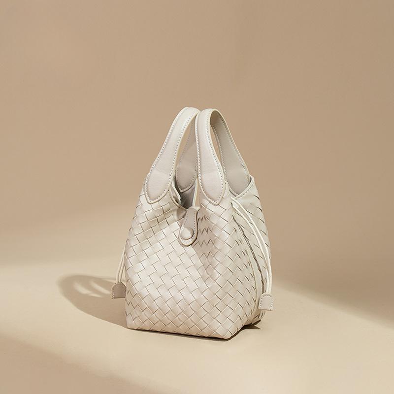 Bucket Bag Fashionable Woven Women's Bag Simple and Versatile Handbag Single-shoulder Crossbody Bag