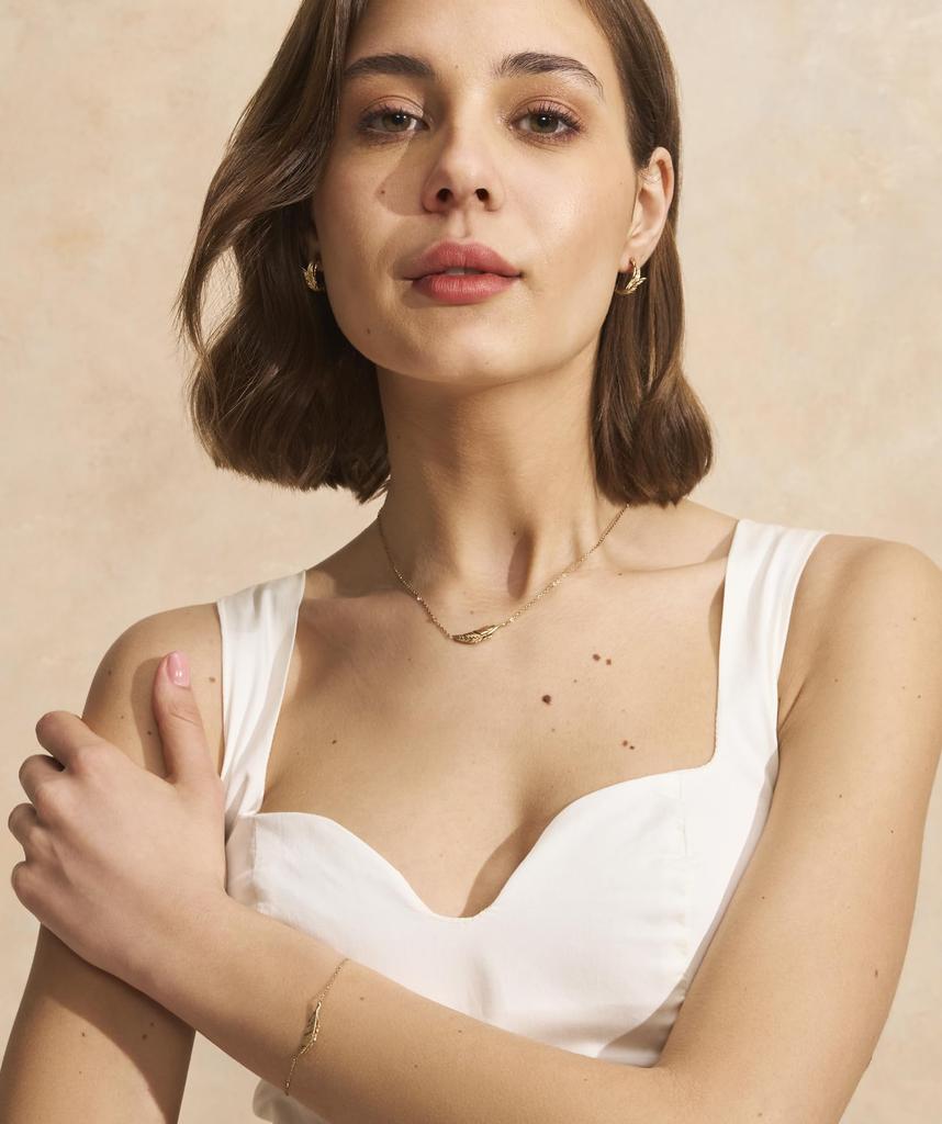 Olivia Burton Signature Feder Gold Creolen Authentische Ohrringe, 24100219, Importiert.