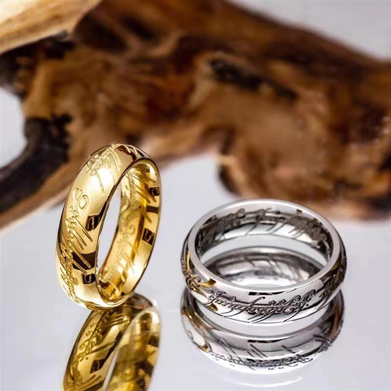 Anillo de pareja de acero inoxidable de El Señor de los Anillos - Estilo europeo y americano - Saturno - Círculo liso para hombre
