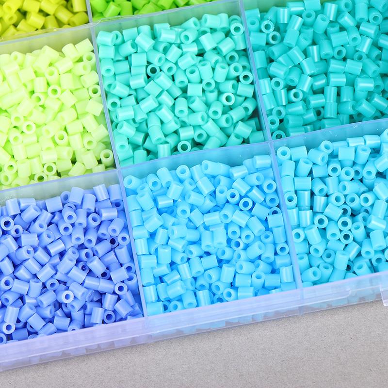 24Colors/Set Each Grid Contains 400Pcs Mini Beads Fuse Beads Puzzles Beads For Kids Diy High Quality Puzzles Handmade Gift Toy