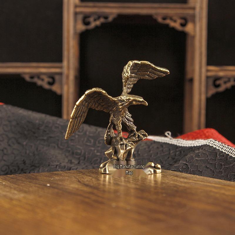 Retro Brass Eagle with Spreading Wings - Creative Desktop Ornament and Tea Pet Handicraft