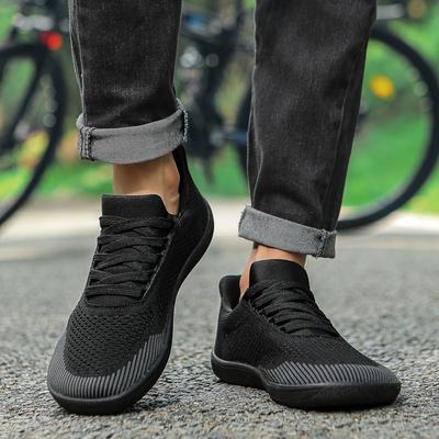 Chaussures Minimalistes Pieds Nus Respirantes Large Bout Cross Trainer Mains Libres Baskets de Marche Légères Chaussures de Trekking pour Hommes Femmes