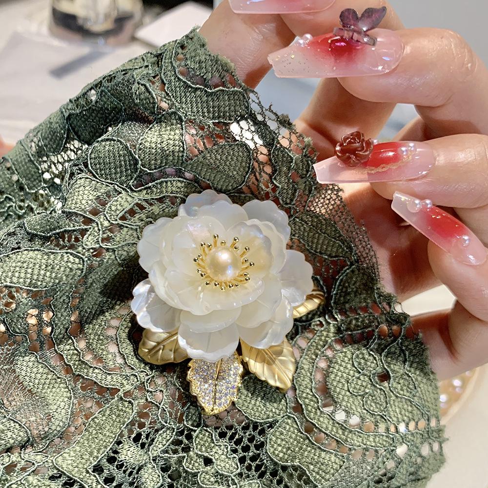 Bo Xin Yun Handmade Pearl Shell Peony Brooch – Elegant Luxury Accessory for Women