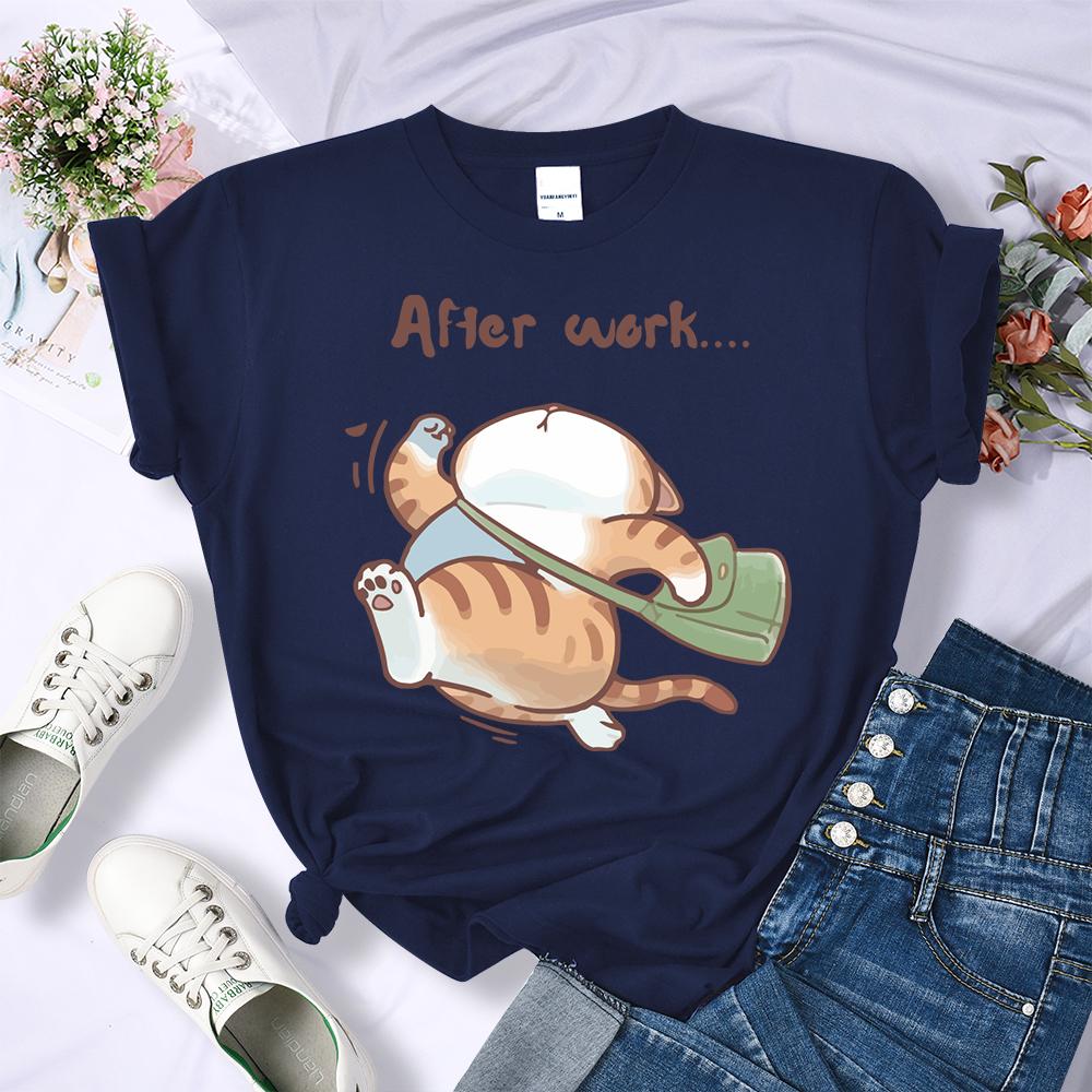 The Cat That Runs After Work Printed Womens T-Shirt Summer Cool Short Sleeve Crewneck Trendy Clothing Hip Hop Casual Streetwear