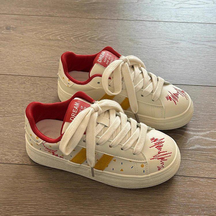 

Niche Retro Women s 2025 Spring Sneakers - Versatile Casual Thick Sole White Sports Shoes 36