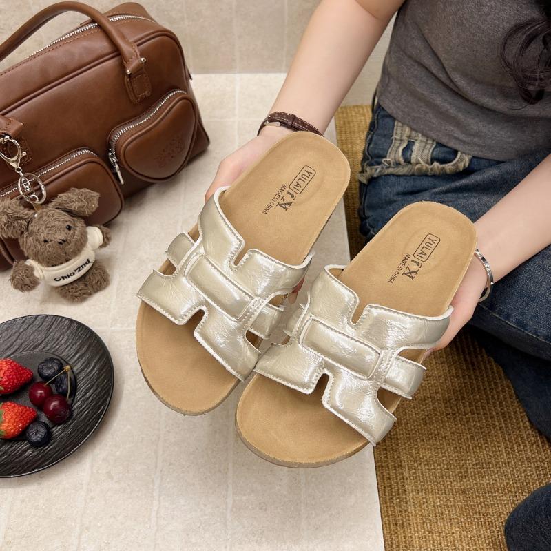 

Thick-soled slippers for women s summer wear, new with skirts, soft-soled one-word slippers, seaside vacation cool slippers 40 шампанского