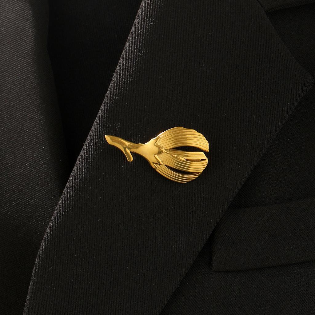 Stainless Steel Geometry Metal Brooch for Women Sun Heart Star Flower Butterfly Charm Vintage Brooches Pins Clothes Accessories