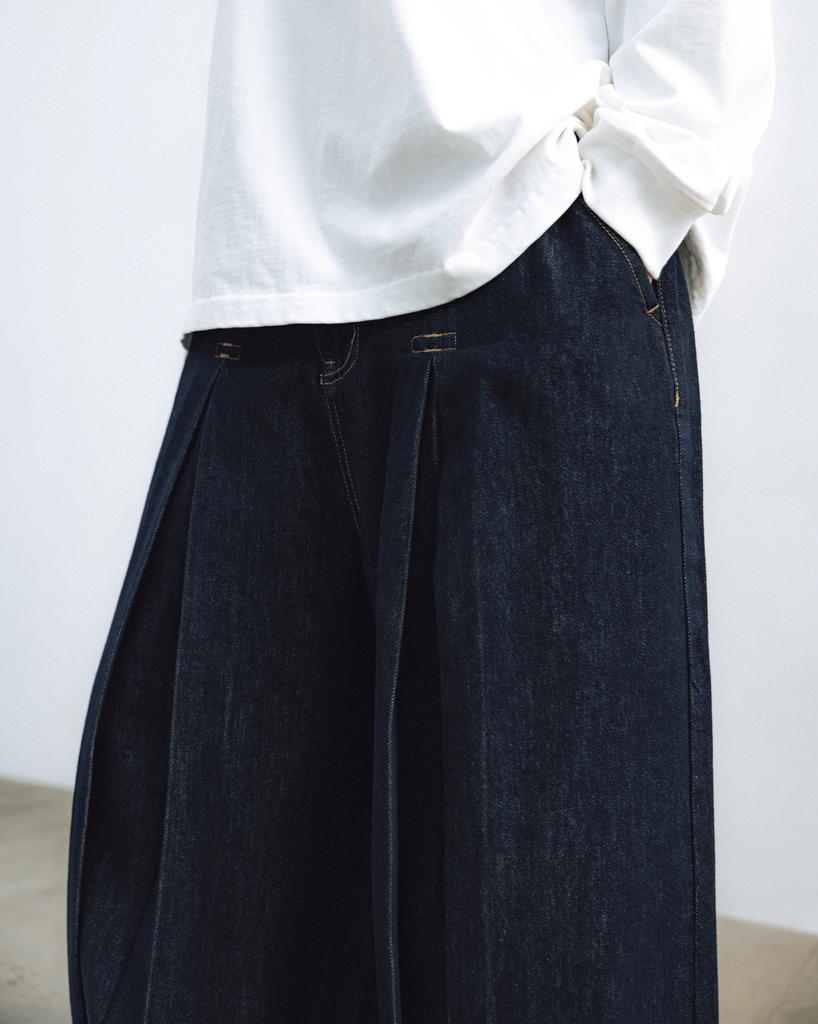 ANGLAN Long Tuck Wing Balloon Denim Pants - Indigo