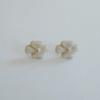 Slip Flower Earring [ivory]