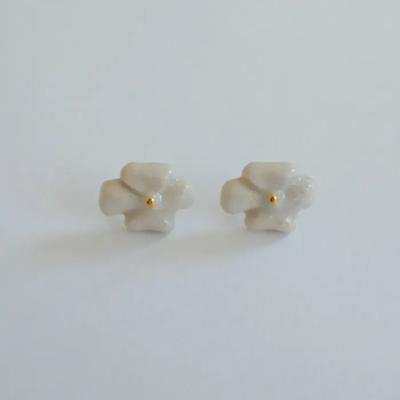 Slip Flower Earring [ivory]