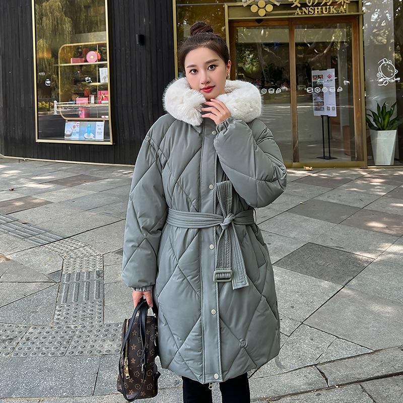 2025 Winter Wear New Diamond Large Fur Collar Temperament Down Cotton Jacket Women's Mid-length Belt Waist Slim Jacket