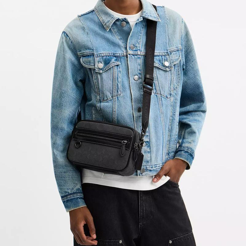 Coach Theo 22 Logo Print Leather Camera Bag Shoulder Bag Small Men's Black