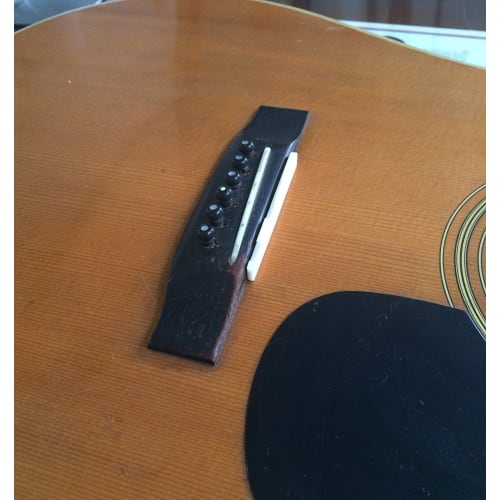 SLOWHAND High-Resonance Bone Nut and Saddle Set with Sandpaper for Acoustic Guitar Maintenance and Sound Quality Improvement (2 Sets)