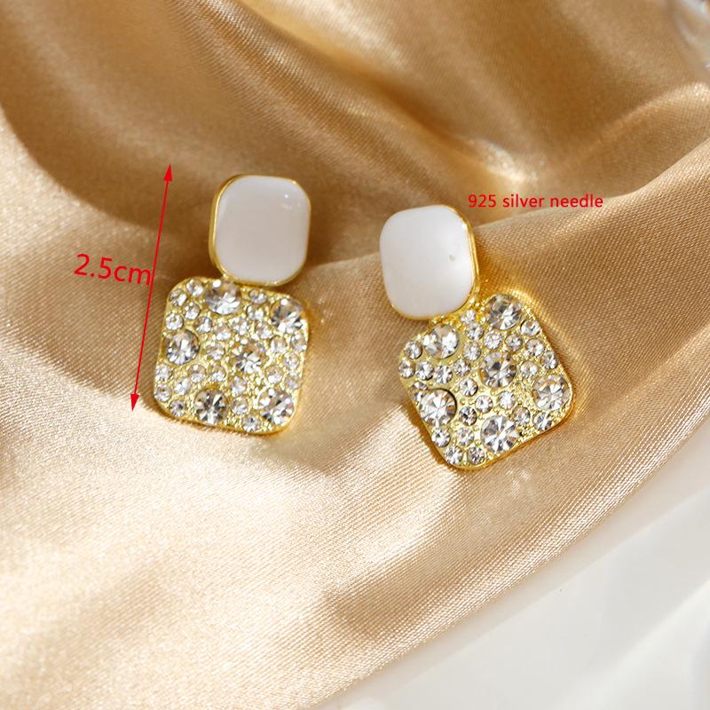 New Purple Crystal Pendants Women Dangle Earrings Korean Fashion Elegant Drop Earrings Square Statement boucles d'oreilles