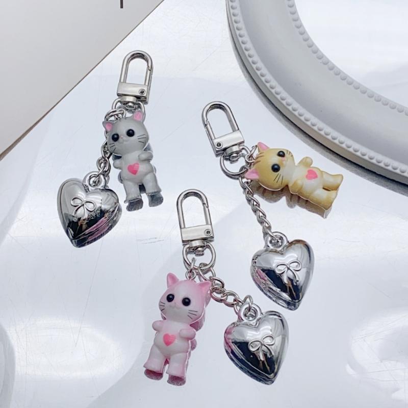 Sweet Cartoon Cat Heart Keychain Pendant Lovely Hangings Decorations Keyring Charm for Purse Bag Backpack Handbag