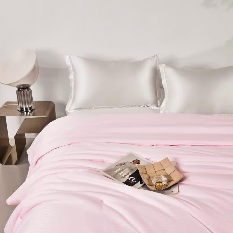 ROMROL Dreamy Cloud Silk Quilt