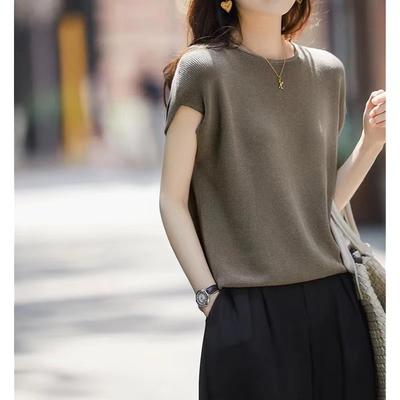 Women's Summer Temperament Round Neck Knit Back Button T-Shirt Solid Color Elegant Short Sleeve Top