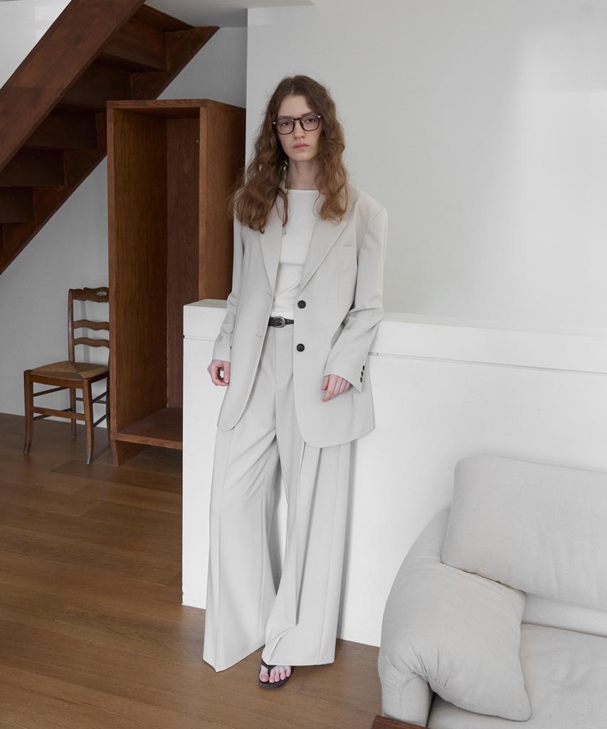 FROMWHERE Pintuck Trousers L/Beige