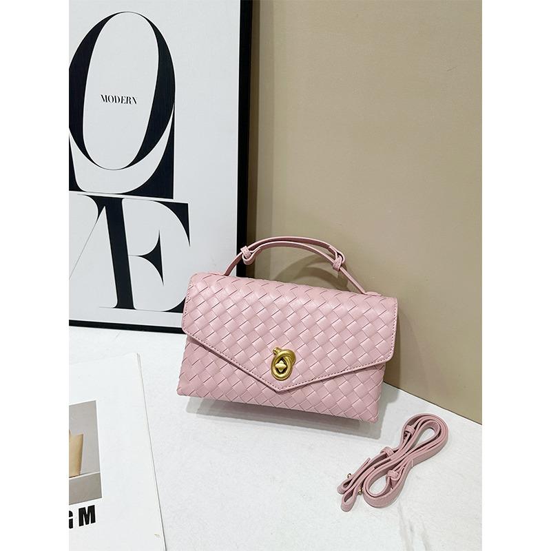 New Woven Bag Envelope Retro Briefcase Shoulder Portable Messenger Women's Bag