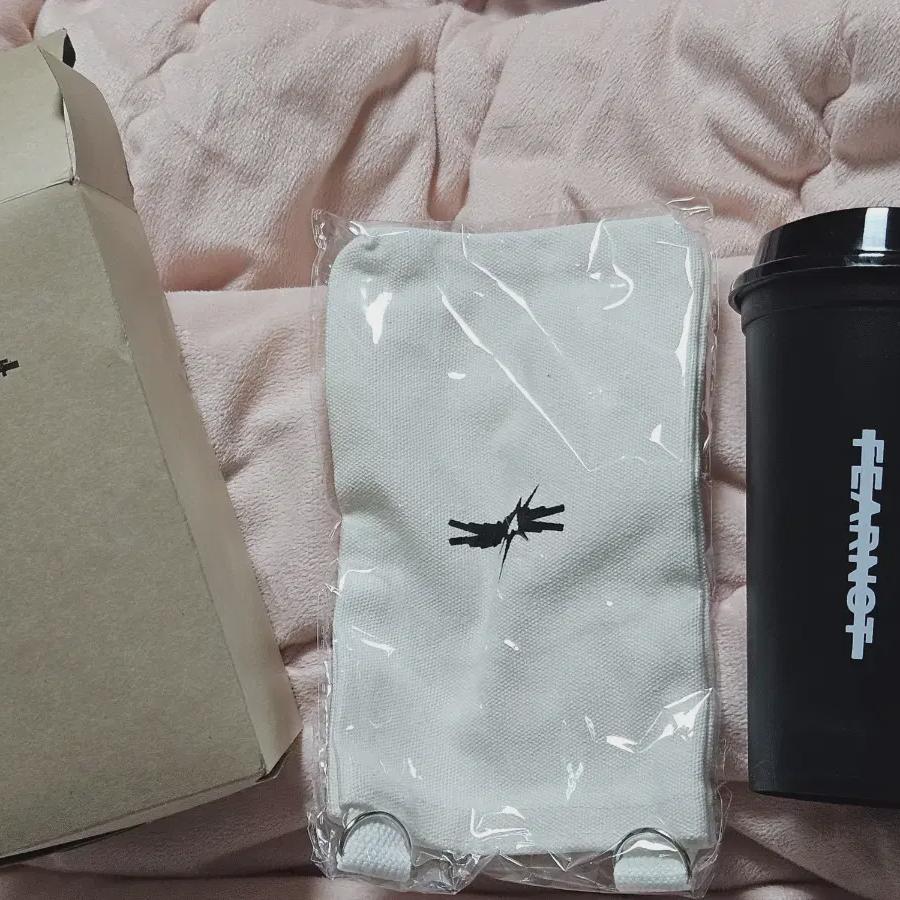 

Le Seraphim Reverse-forged Tumbler Eco Bag Set