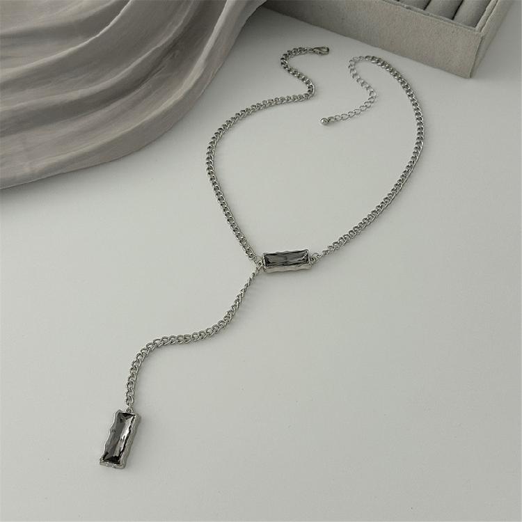 Occasion Ready Black Acrylic Rhinestones Pendant Clavicle Chain Long Chain Necklace for Various Event Gift Giving