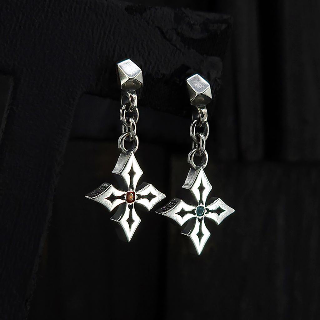 Sterlingworth Lichtb-D2 Natural Stone Silver Cross Earrings