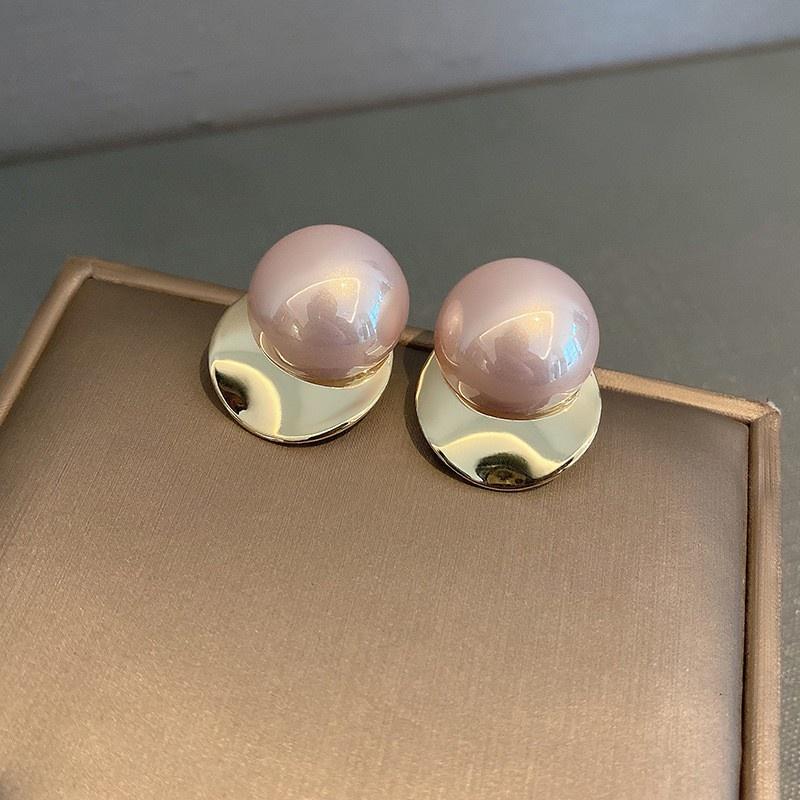 Ins Fashion Geometric Pearl Earrings High-quality Silver Pins With A Retro Twist