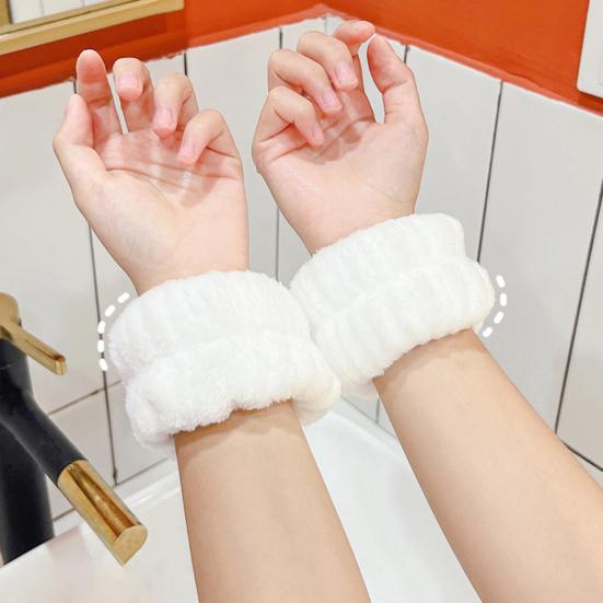 2Pcs Face Wash Wristbands Super Soft Highly Absorbent Elastic Allergy Free Quick Dry Coral Velvet Makeup Wrist Wraps Washing Face Wristbands Home