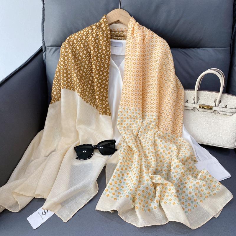 Cotton and Linen Scarf for Women In Autumn and Winter New Versatile Warm and Fashionable Letter Scarf Decorative Shawl