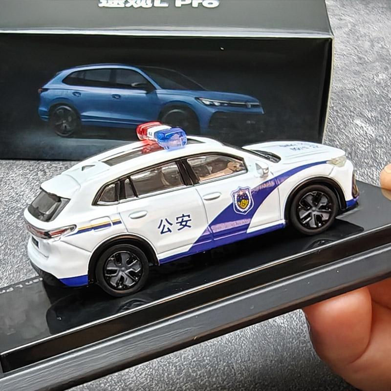 TCFJN1 VW 1:64 Tiguan L China Police/White/Black car model display Collection Holiday gift