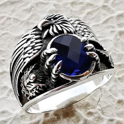 Luxury European and American Retro Trendy Men Domineering Inlaid with Blue Gemstone Rings, Punk Men's Eagle Wings Ring