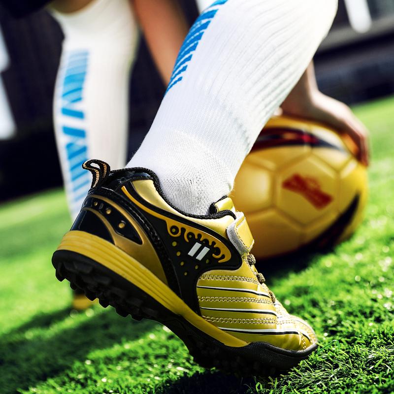 High-Quality Gold Children's Soccer Shoes Low Hook-Loop Futsal Shoes For Kids Lightweight Anti-Skid Football Training Shoes Boy