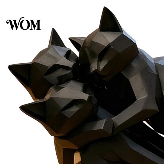 Matte Black Cat Figure 3D Printed Figurine, Three Hugging Geometric Statue, Statue Modern Animal Shape Sculpture for Home Office Bookshelf