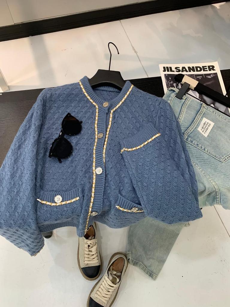 Elegant European Wool Knit Cardigan - Women's Short Round Neck Sweater with Metal Chain (Autumn/Winter)