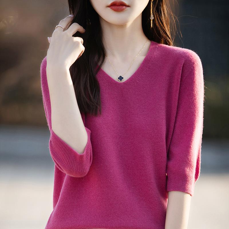 Spring and Summer New First-line Ready-to-wear V-neck Short-sleeved Knitted Sweater Women's Top Wears Inside and Outside with Bottoming Shirt