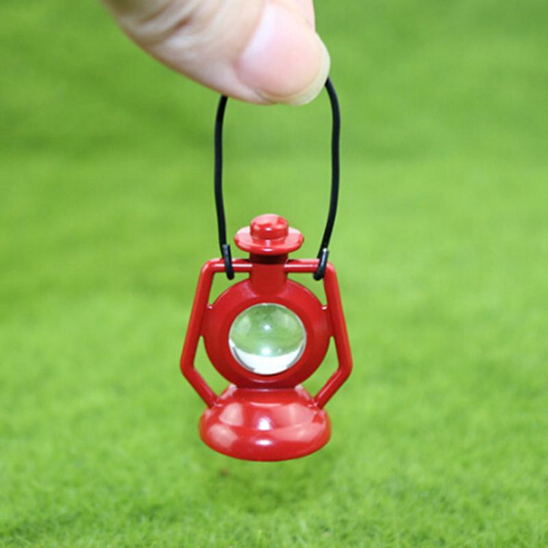 1/12 Dollhouse Miniature Accessories Mini Metal Vintage Oil Lamp Simulation Barn Lantern Model Toys for Doll House Decoration