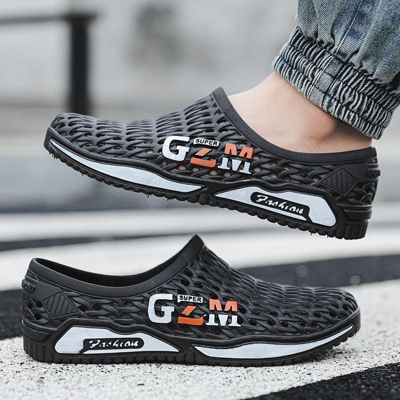 Hole Shoes Men's Breathable Anti-slip Waterproof Thick Bottom Beach Shoes Men's Wear-resistant Soft Sole Sandals