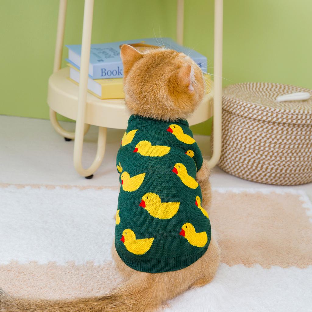 New Autumn and Winter Pet Clothes Cartoon Duck Pattern Cat Sweater Knitted Sweater Pullover Pet Sweater