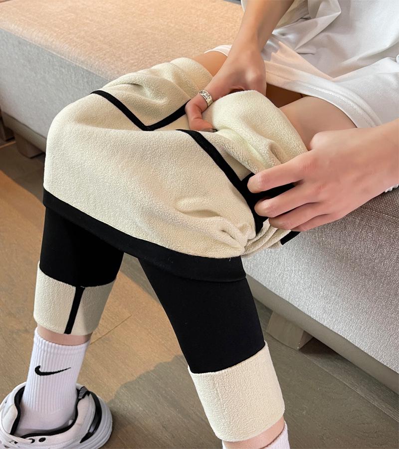 Lambskin Winter Leggings for Women - Velvet-Enhanced, Slimming Fit