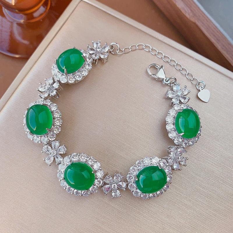 Jewelry Green Chalcedony Green Fluorescent Bracelet Round Diamond-Encrusted Jade Bracelet Female Birthday Gift