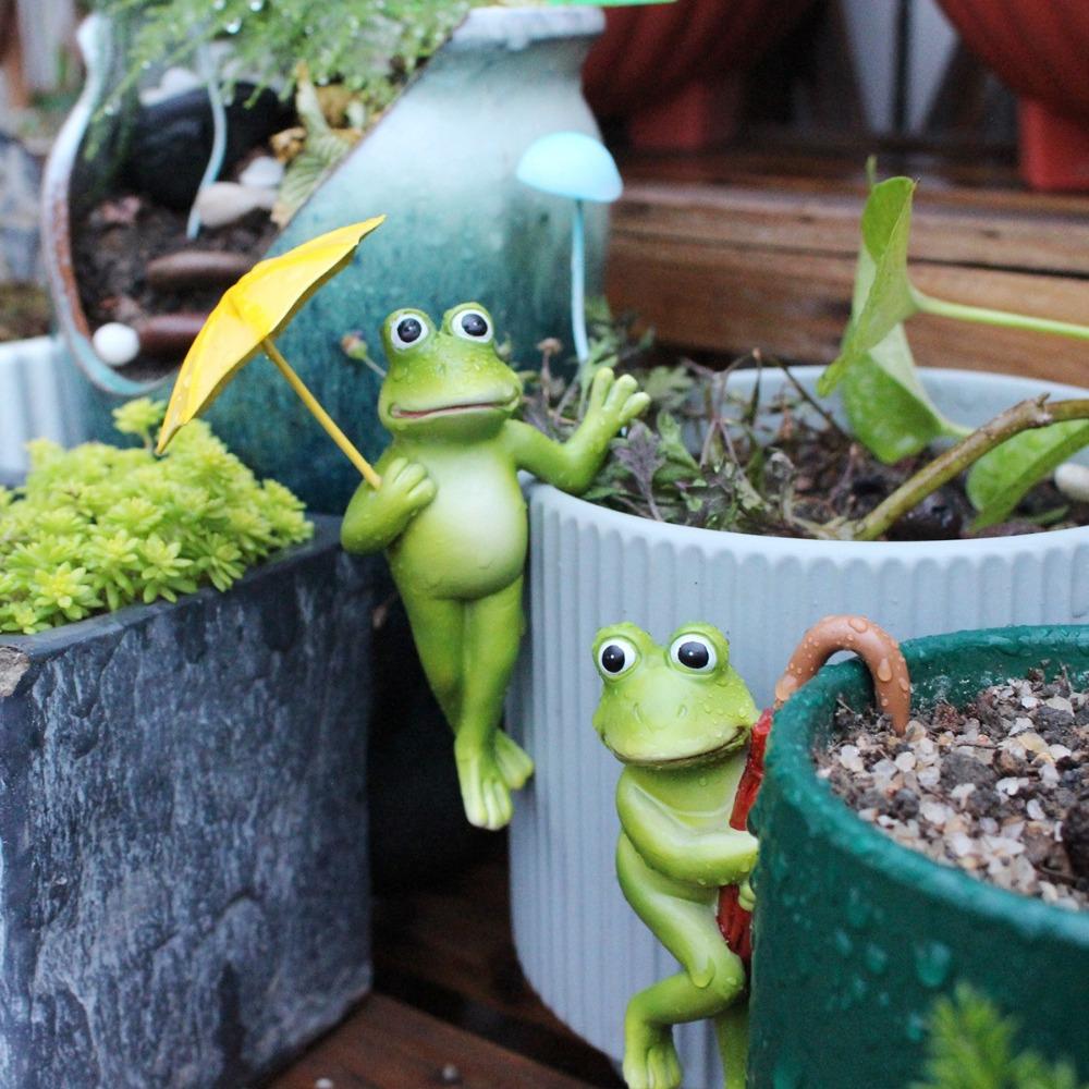 Green Atmosphere Umbrella Frogs Flower Pot Pendant Frogs Sculpture  Outdoor Home Decoration