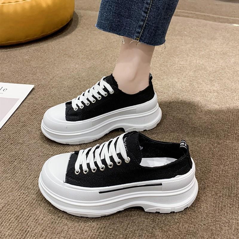 

Женские маленькие новые осенние нескользящие повседневные белые туфли Show Feet Little Wild Shoes 40 чёрный