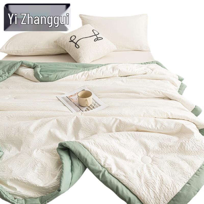 Yizhanggui All-Season Quilt