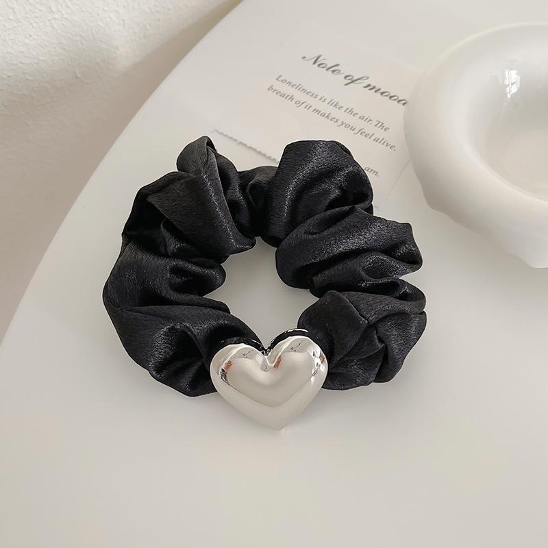 Hair ring French retro satin large intestine ring adult temperament hair accessories simple Joker Pearl balls hair rope.