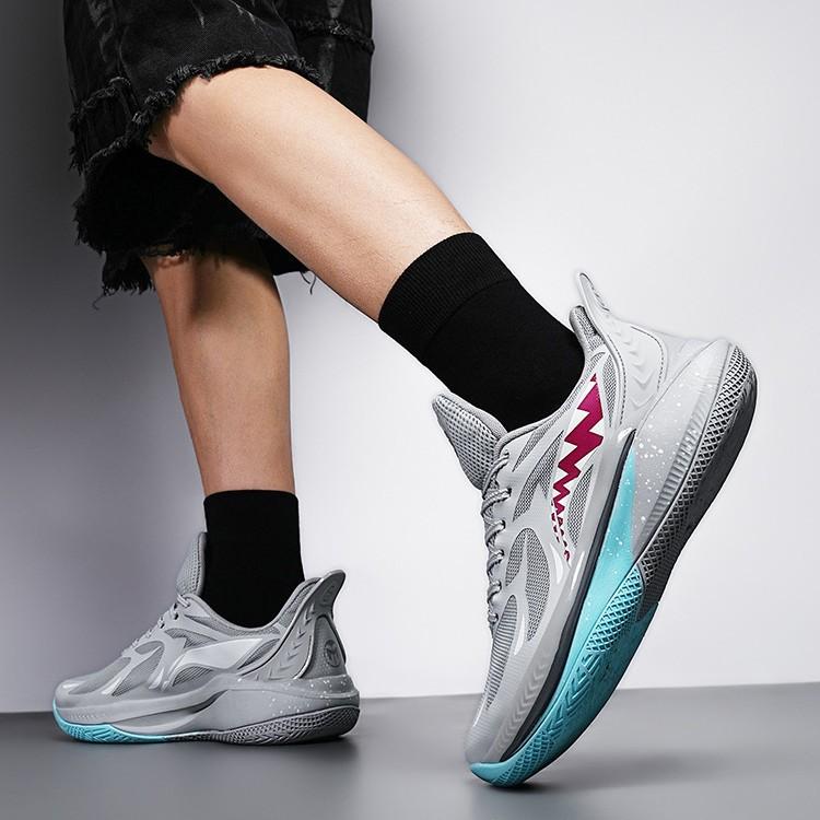 Special ultra-light v2 basketball shoes 2025 new mesh breathable sports shoes sports students ultra-light shock-absorbing running shoes