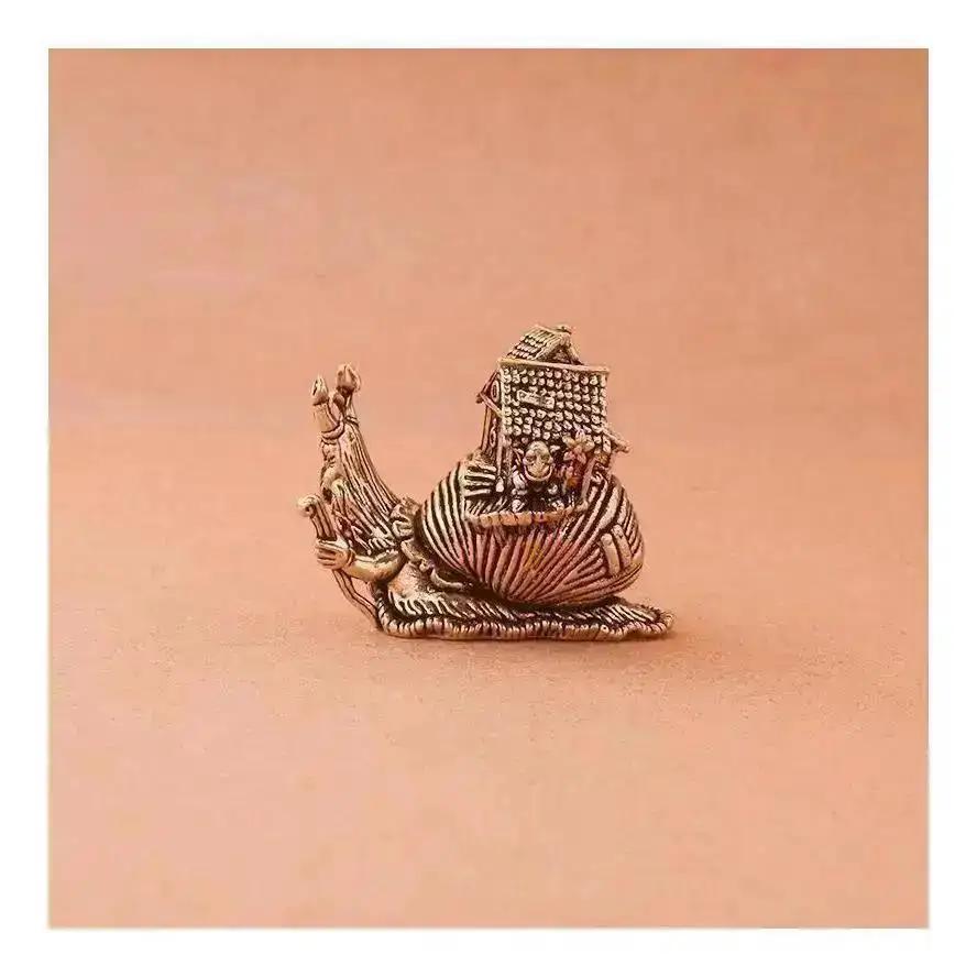 Simulation Animal Figurines Miniatures Toys Hip Hop Exaggerate Solid Brass Snail House Small Ornaments Tea Pet Ceremony Copper