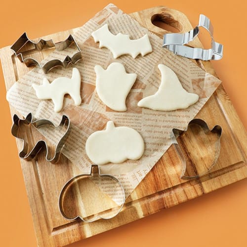 Shnmersy Halloween Cookie Cutter, Stainless Steel Biscuit Molds, 1 Piece/Set of 6, Cat, Spider, Ghost, Pumpkin, Hat, and Bat Shapes, Baking Tools, DIY