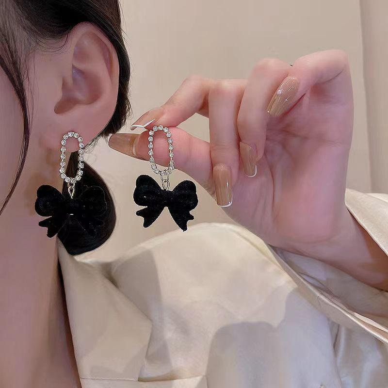 Elegant Black Butterfly Tassel Earrings - Sweet, Cool, and Versatile Design