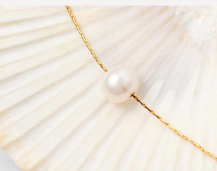 Elegant Pearl Gold-Plated Titanium Necklace - Durable, Versatile, Stylish Clavicle Chain