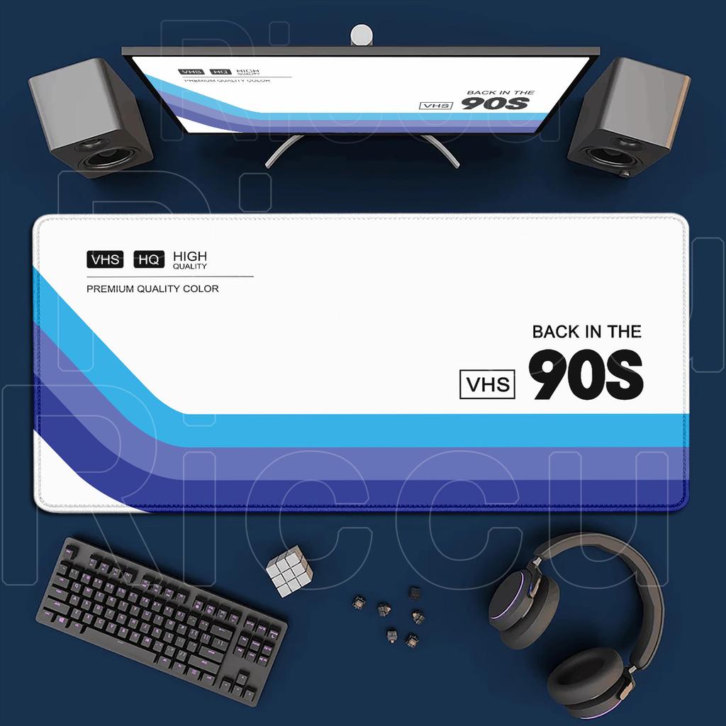 Gaming-Mauspads Retro VHS-Stil Gummi-Teppich Rutschfest Speed-Schreibtischunterlage Große Tastaturunterlage Cartoon Cooles Mauspads PC-Zubehör Mauspads